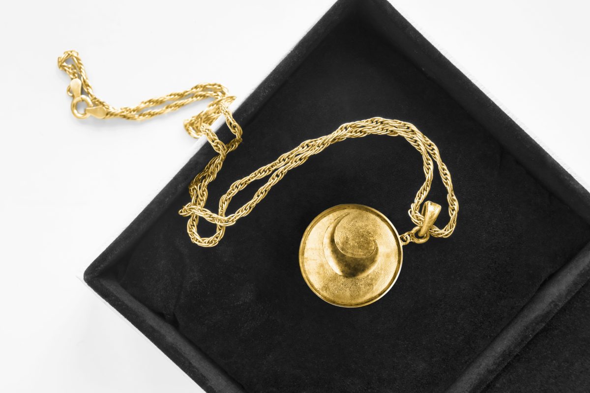 Trouvez la meilleure médaille personnalisable en or pour votre style. Conseils, options et astuces d'achat pour faire le choix parfait.
